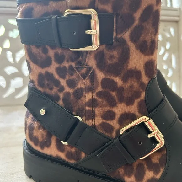 NEW Nine West Arria Leopard Animal and Black Combat Boots Moto Gold Buckles 9 - Picture 2 of 9